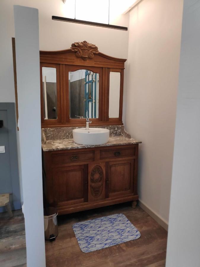 La Grange De Dourlers Bed and Breakfast Εξωτερικό φωτογραφία