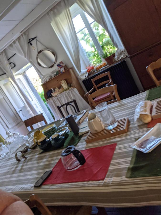 La Grange De Dourlers Bed and Breakfast Εξωτερικό φωτογραφία